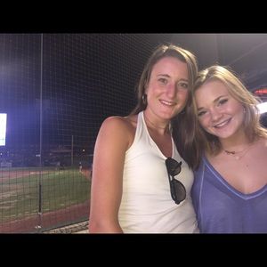 Meet your Posher, Rachel